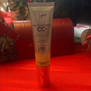 IT Cosmetics CC+ Cream - Light Beige